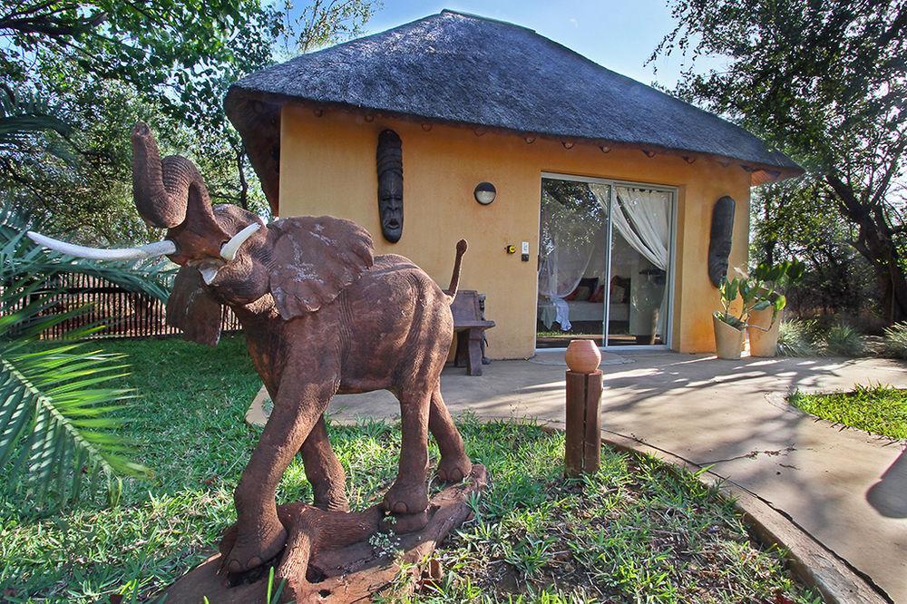 Normann Safari Bush Lodge Phalaborwa Exteriér fotografie